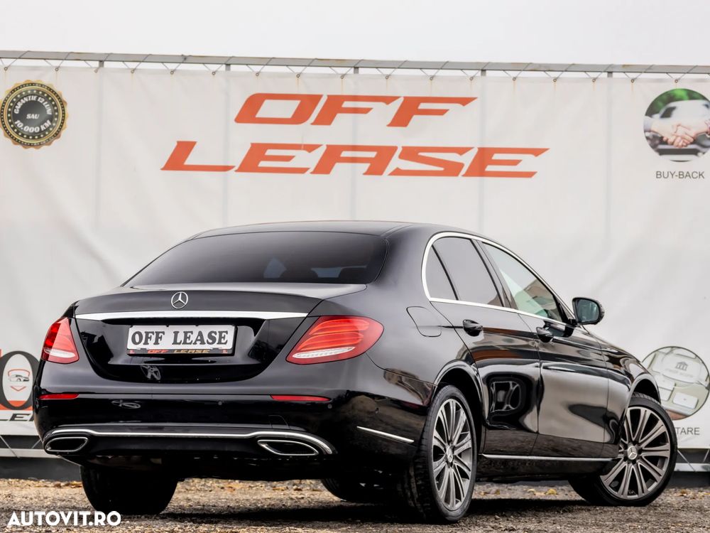 Mercedes-Benz E 220 d 4Matic 9G-TRONIC Avantgarde - 4