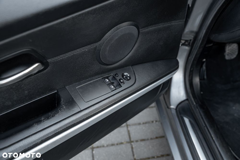 BMW Seria 3 320d DPF - 18
