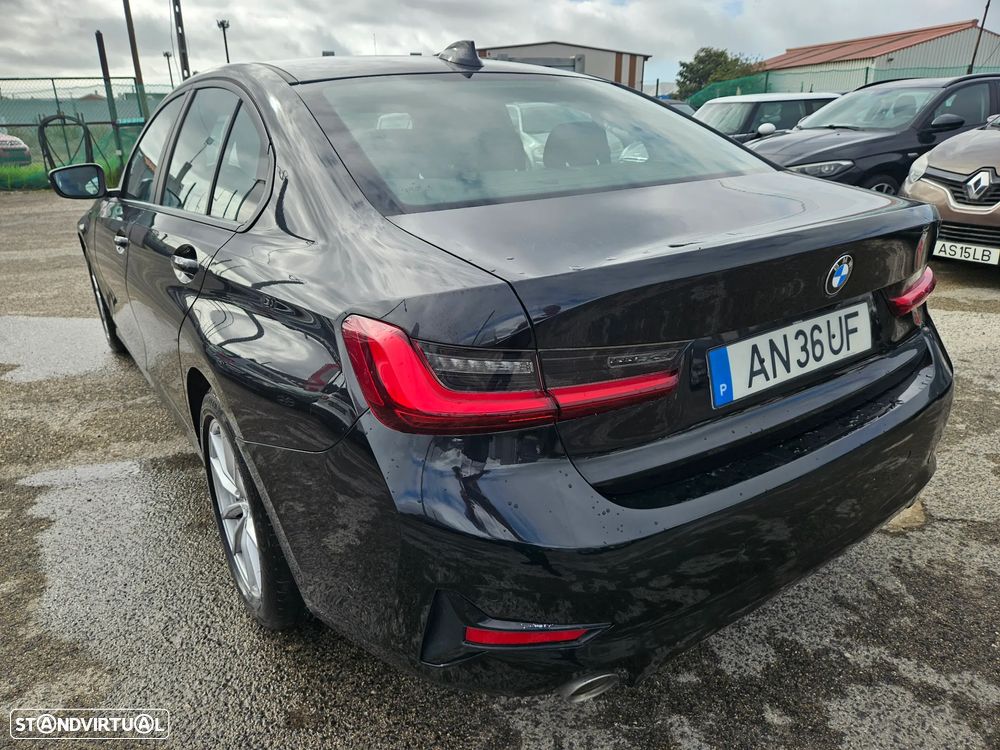 BMW 320 d Line Luxury Auto - 1