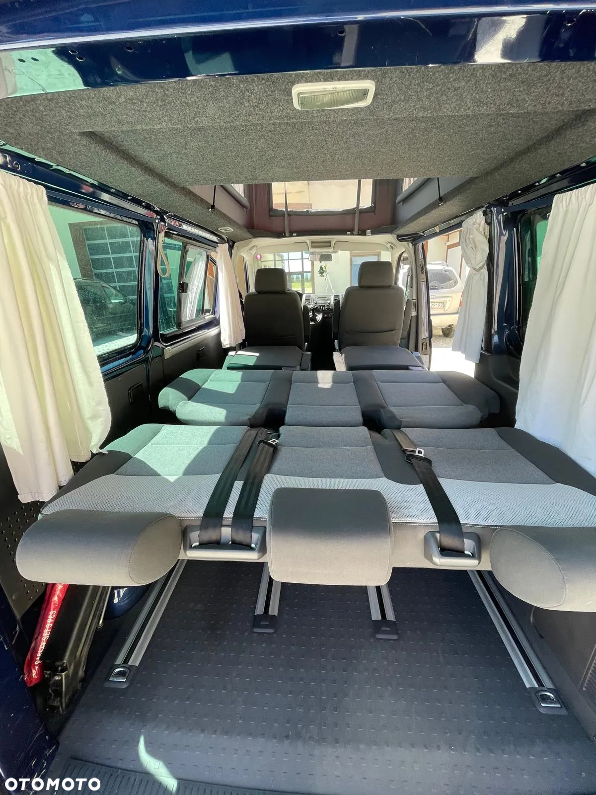 Volkswagen California - 17