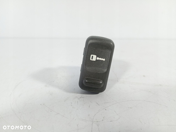 Volvo V40 95-04 WŁĄCZNIK PRZEŁĄCZNIK PRZYCISK ZAMKA CENTRALNEGO OE 30613568