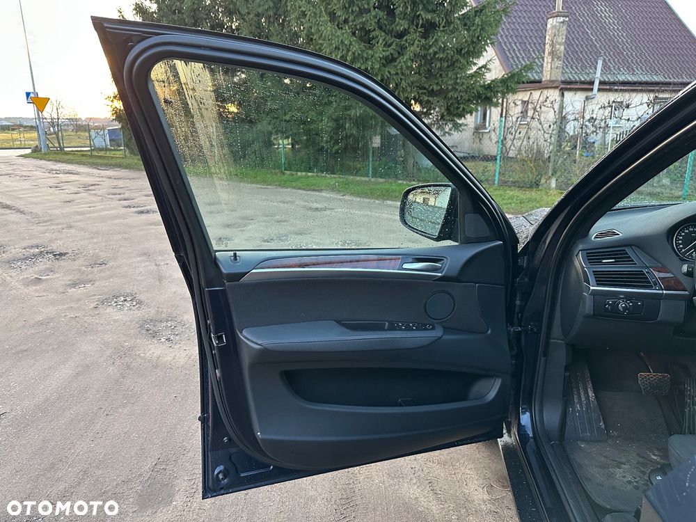 BMW X5 xDrive30d - 14
