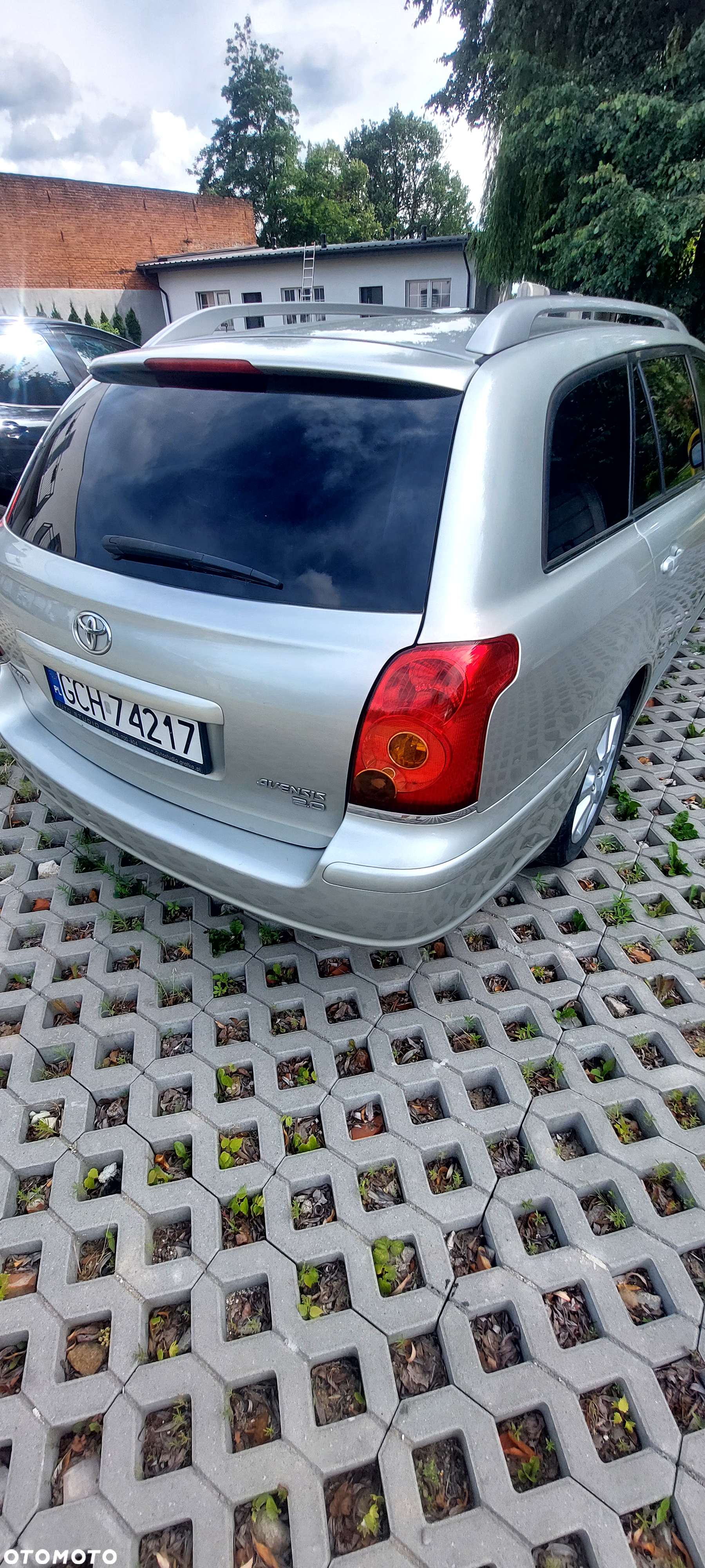 Toyota Avensis 2.0 VVT-i Combi Executive - 8
