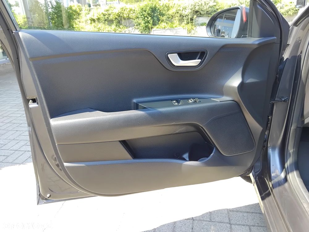 Kia Rio 1.2 M - 15