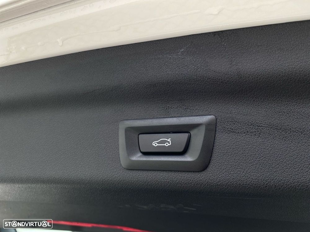 BMW iX1 xDrive30 Pack Desportivo M - 22