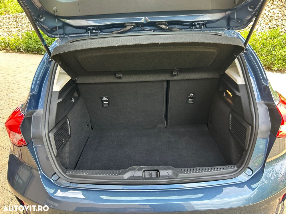 Ford Focus 1.0 EcoBoost Hybrid ACTIVE DESIGN - 8