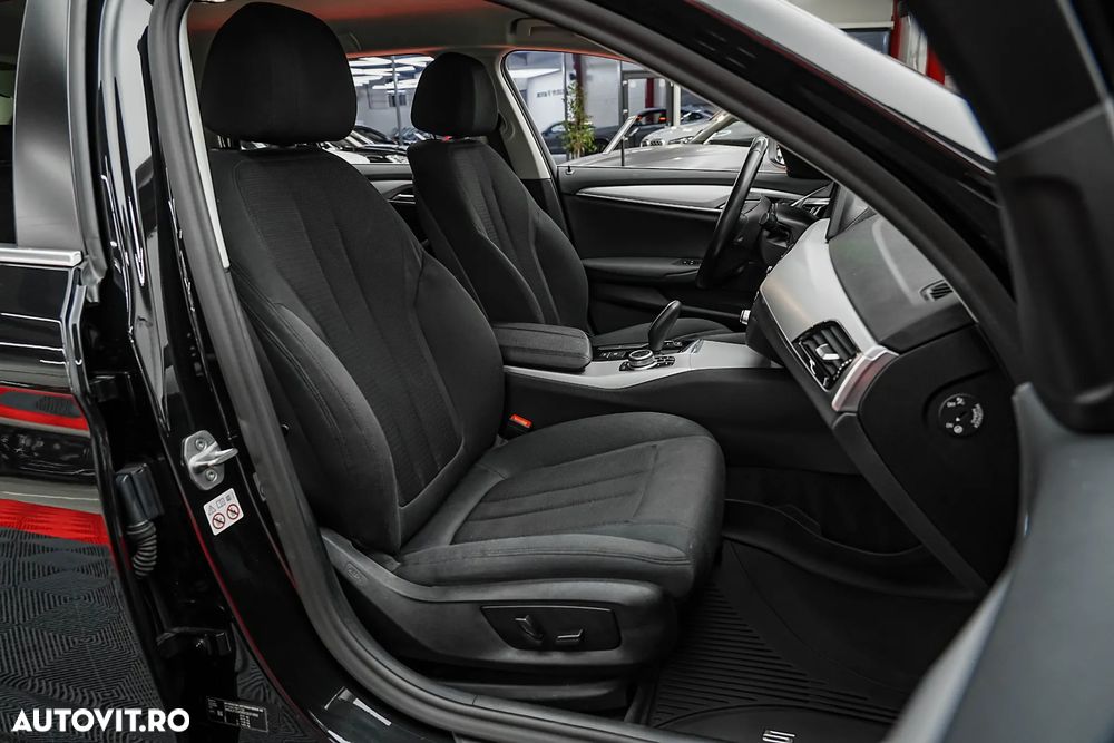 BMW Seria 5 520d xDrive Aut. - 4