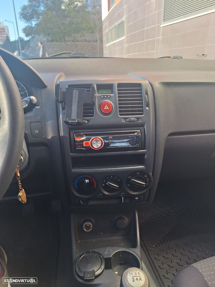 Hyundai Getz 1.1 Quick AC - 11