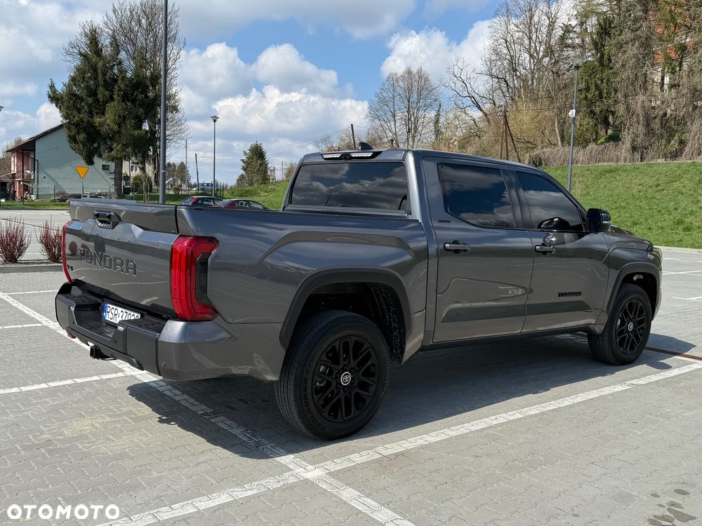 Toyota Tundra - 5