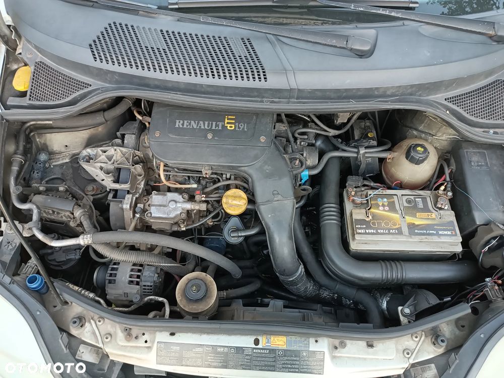 Renault Scenic - 10