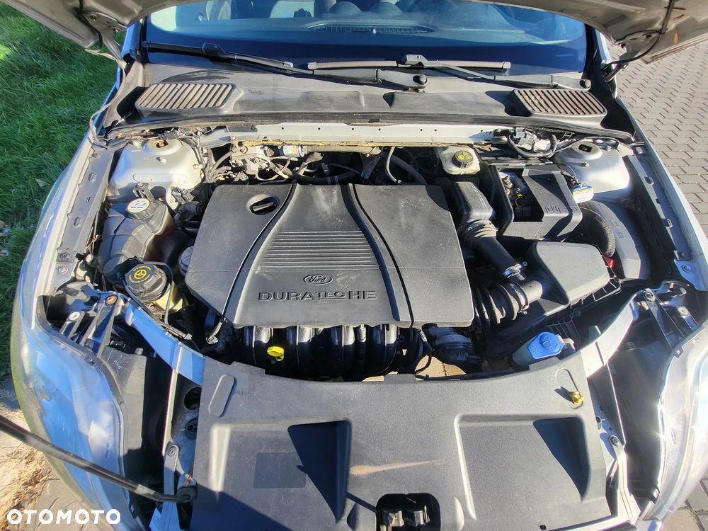 Ford Mondeo 2.0 Ambiente - 16