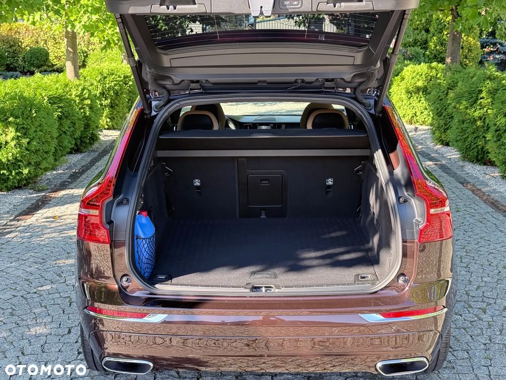 Volvo XC 60 D5 AWD Inscription - 12