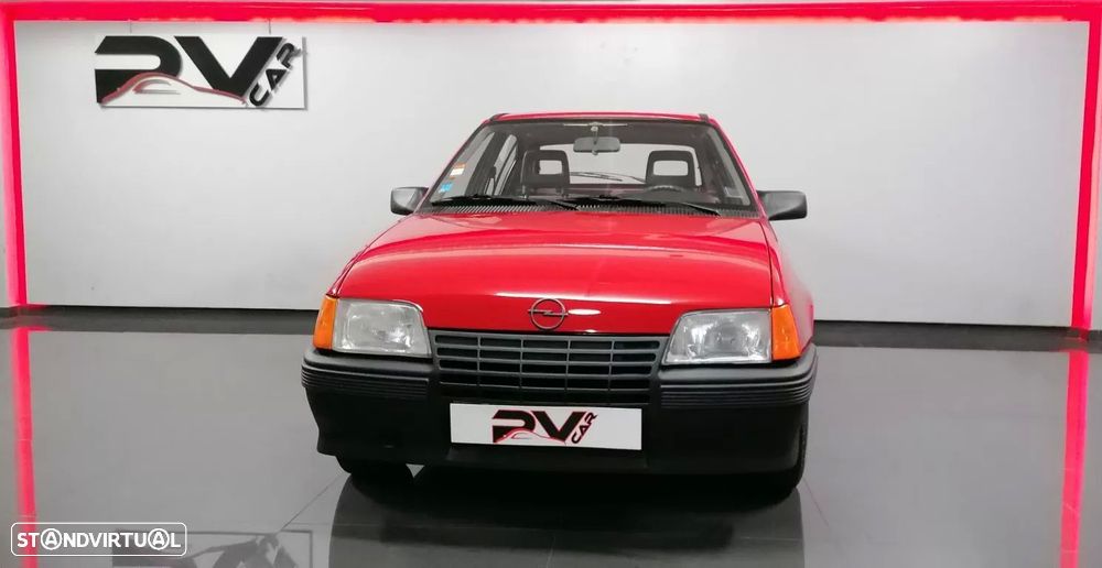 Opel Kadett 1.3 LS - 2