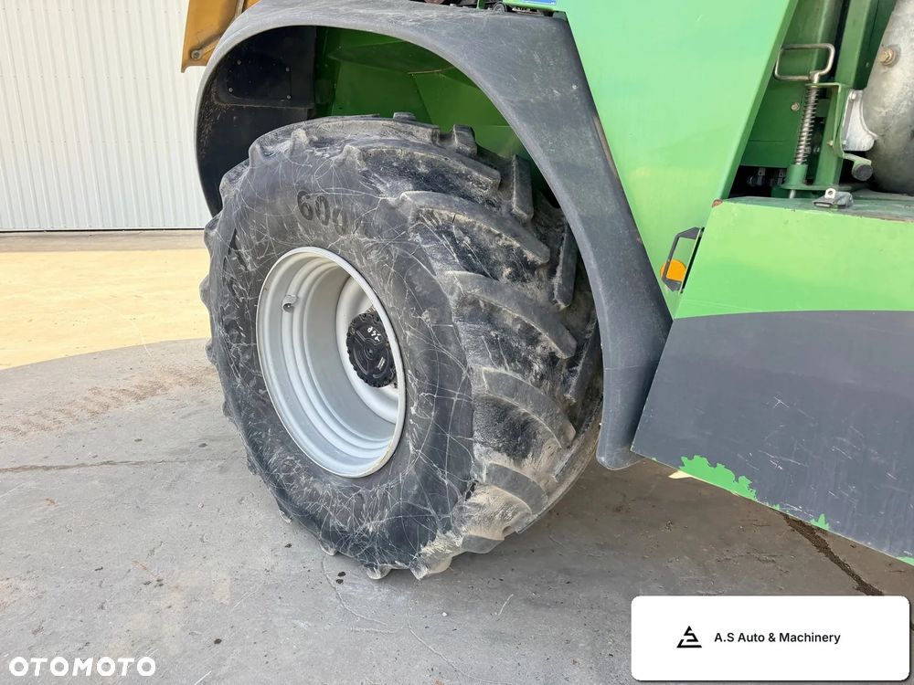 Krone BIG X 770-3 - 27