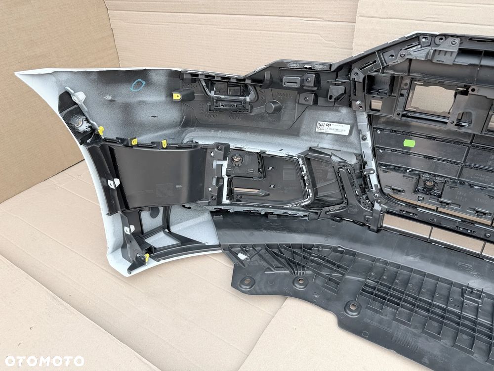 Zderzak przedni Audi A6 C8 4K0 S-Line, BLACK - przód - 6