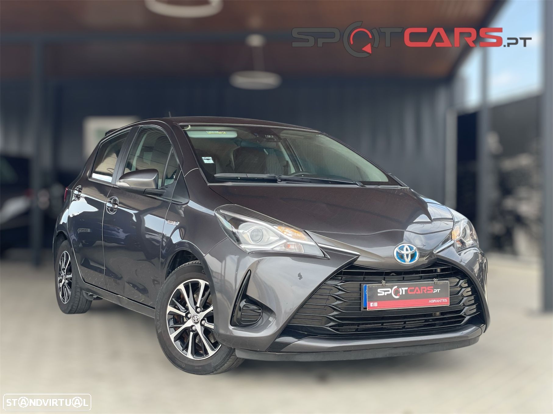 Toyota Yaris 1.5 HSD Comfort - 1