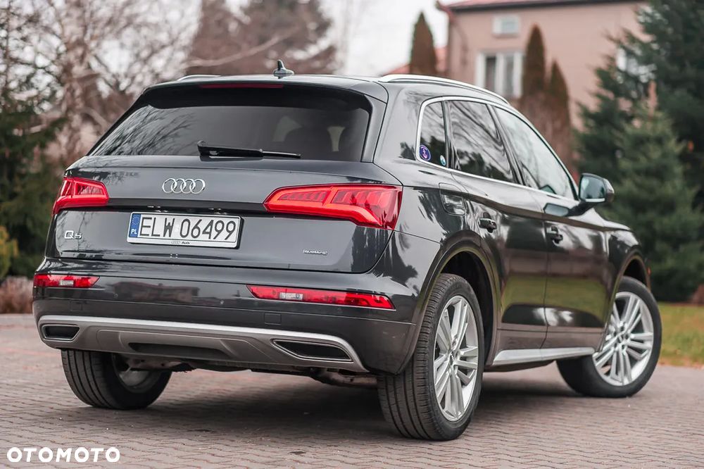 Audi Q5 2.0 TFSI quattro S tronic design - 4