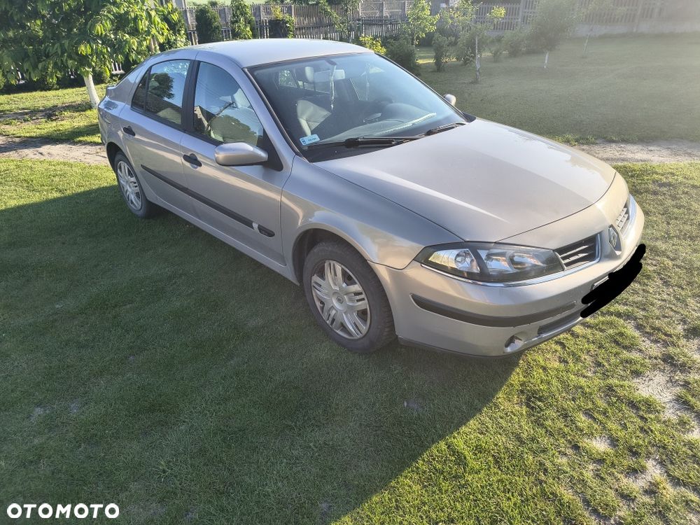 Renault Laguna - 1