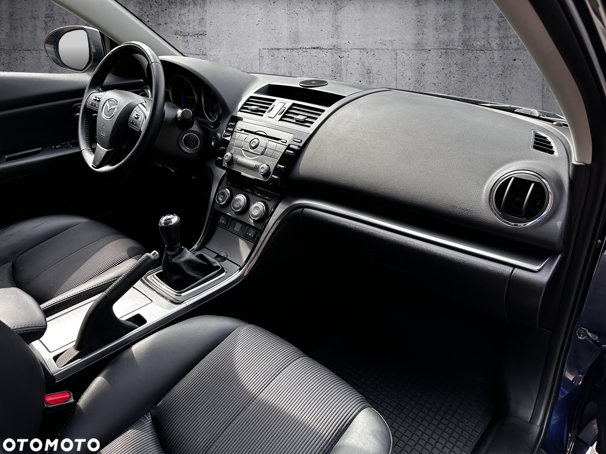 Mazda 6 Sport Kombi 2.2 CD DPF Exclusive-Line Edition 40 Jahre - 11