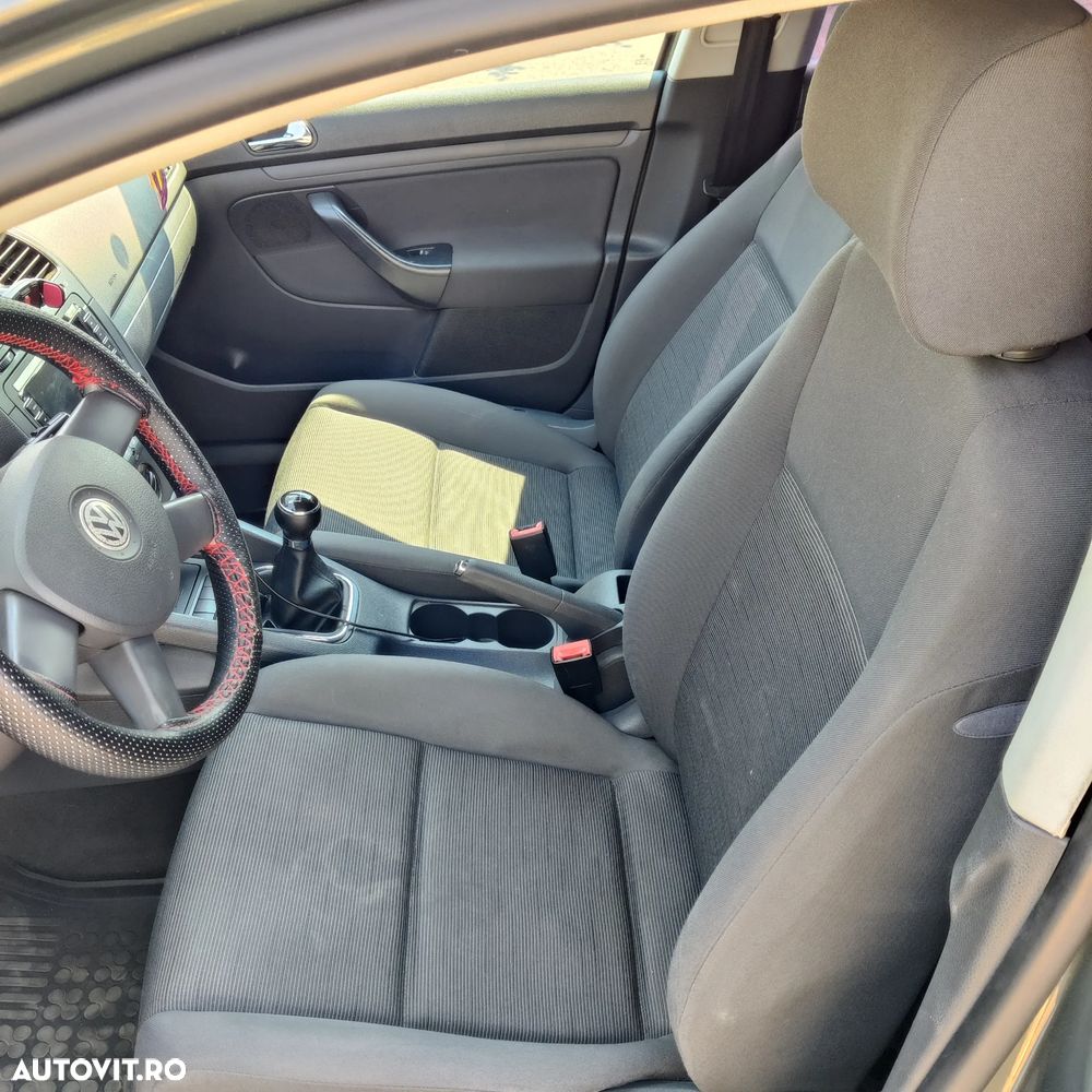 VOLKSWAGEN Golf 2005 — imagine 5