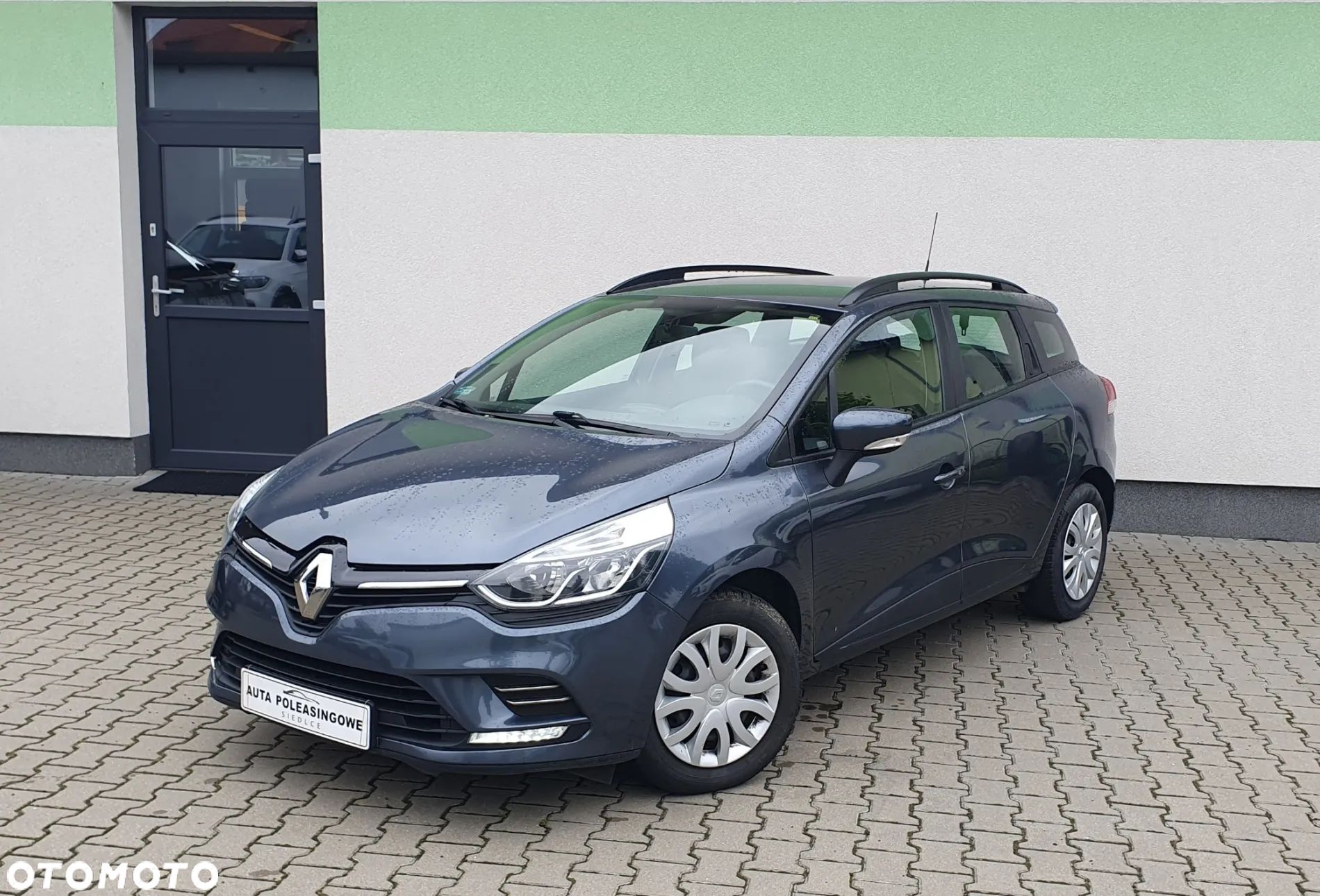 Renault Clio - 1