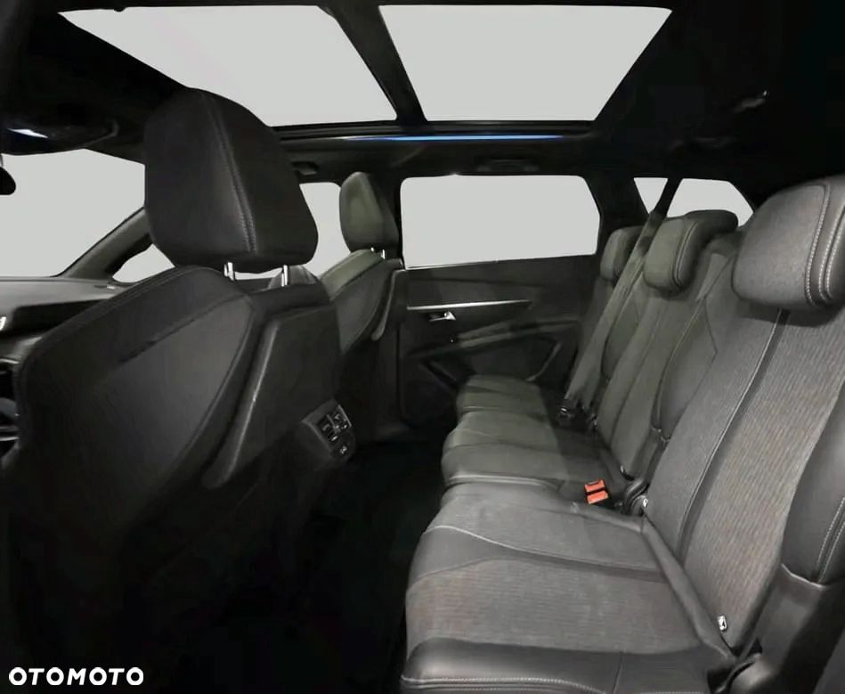 Peugeot 5008 - 9