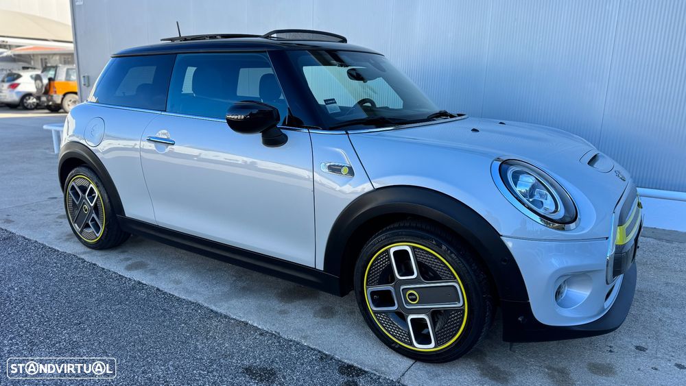 MINI 3 Portas Cooper SE - 4