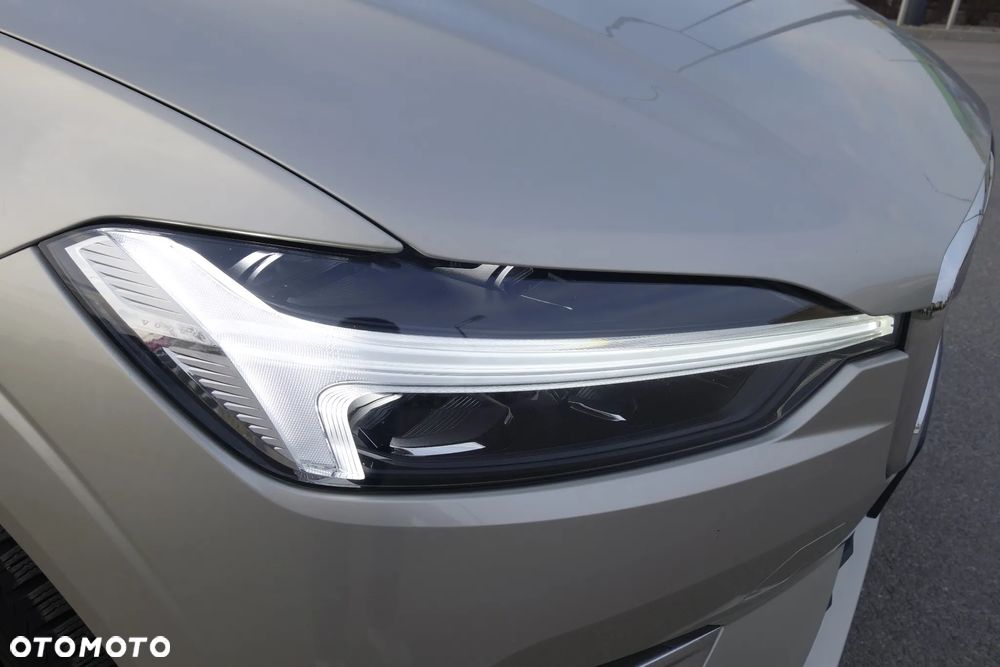 Volvo XC 60 B4 D AWD Inscription - 8