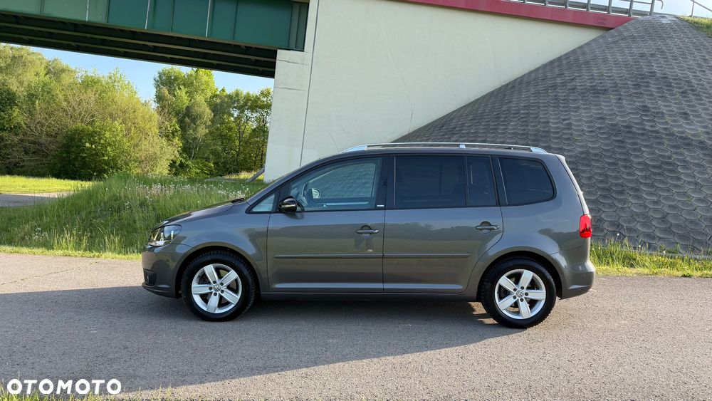 Volkswagen Touran 2.0 TDI DPF STYLE - 5