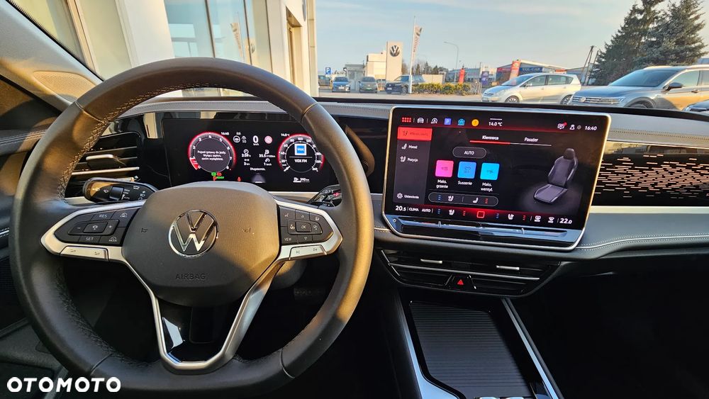 Volkswagen Passat - 19