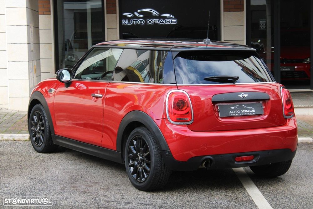 MINI 3 Portas One D - 10