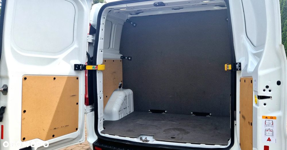 Ford Transit Custom - 14