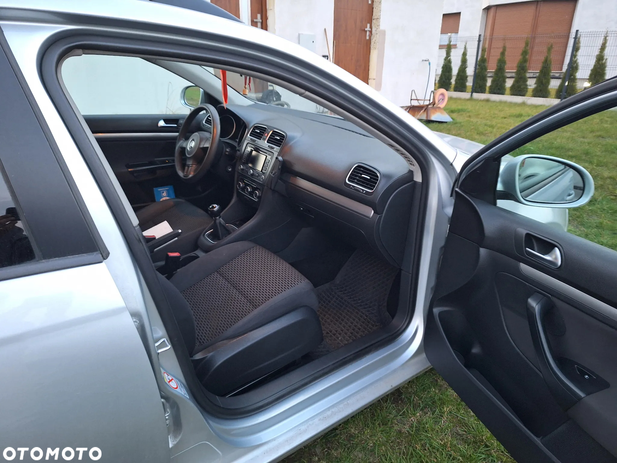Volkswagen Golf VI 1.6 TDI Trendline - 4