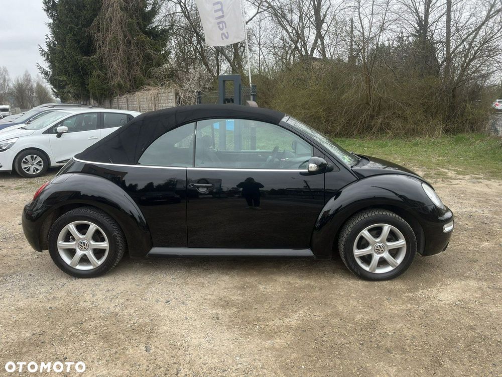 Volkswagen New Beetle - 4