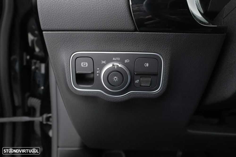 Mercedes-Benz GLA 250 e Progressive - 19