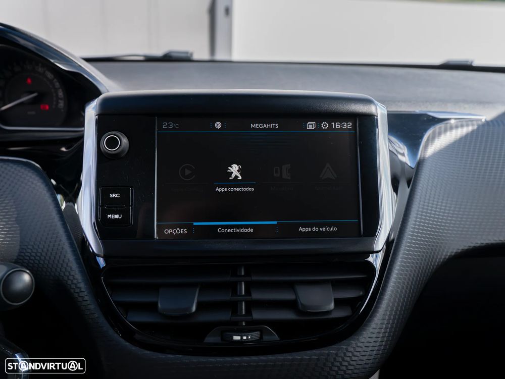 Peugeot 208 1.2 PureTech Style - 26