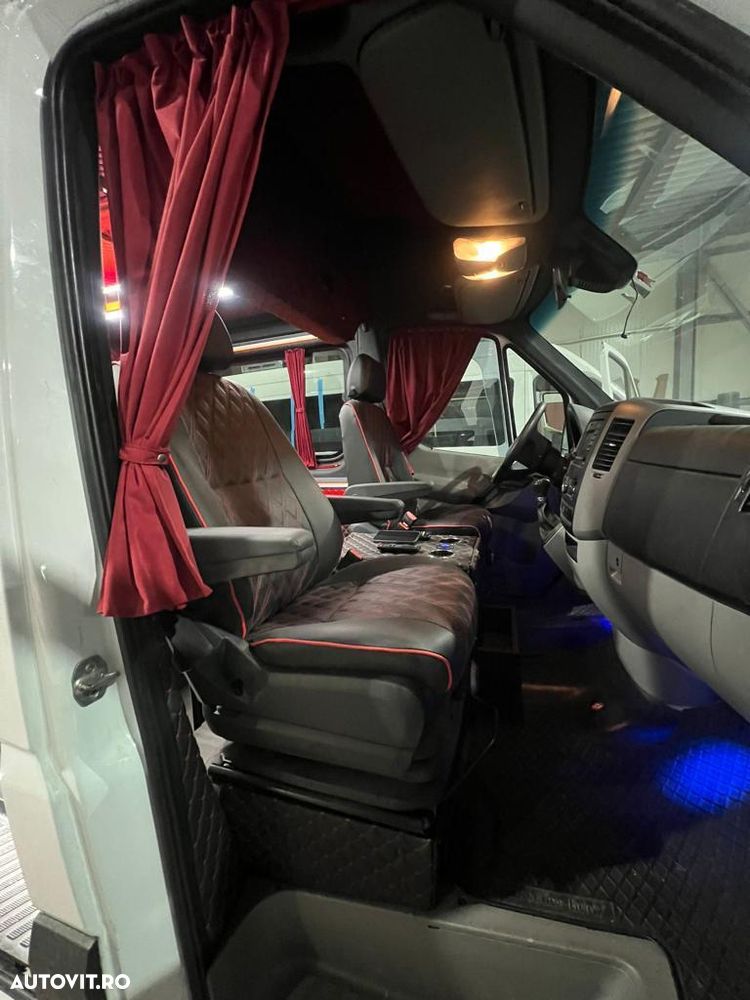 Mercedes-Benz Sprinter - 7