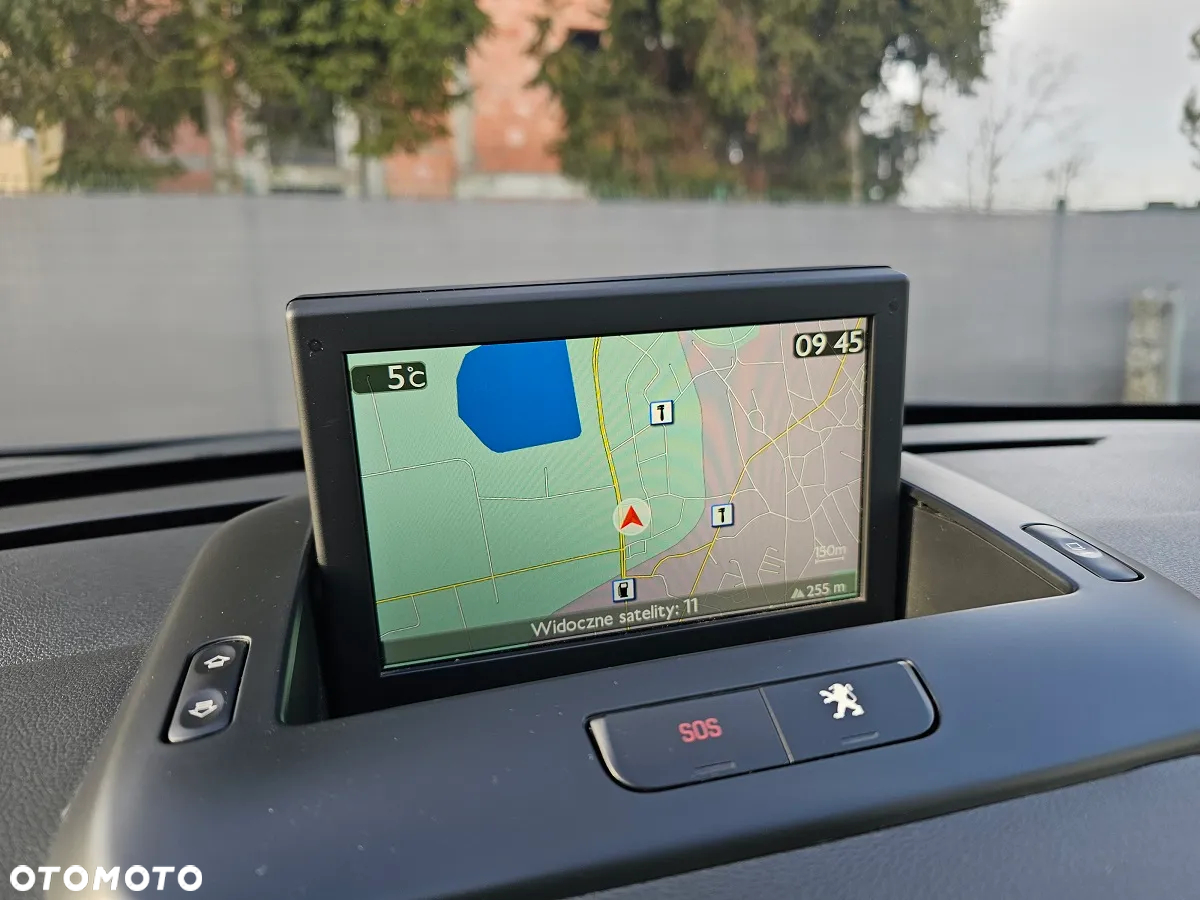 Peugeot 3008 2.0 HDi HYbrid4 - 15