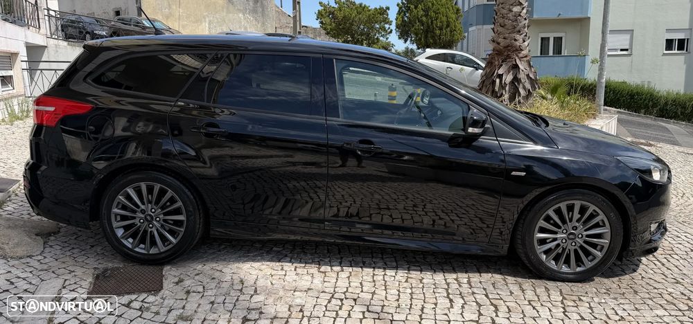 Ford Focus SW 1.0 SCTi ST-Line - 11