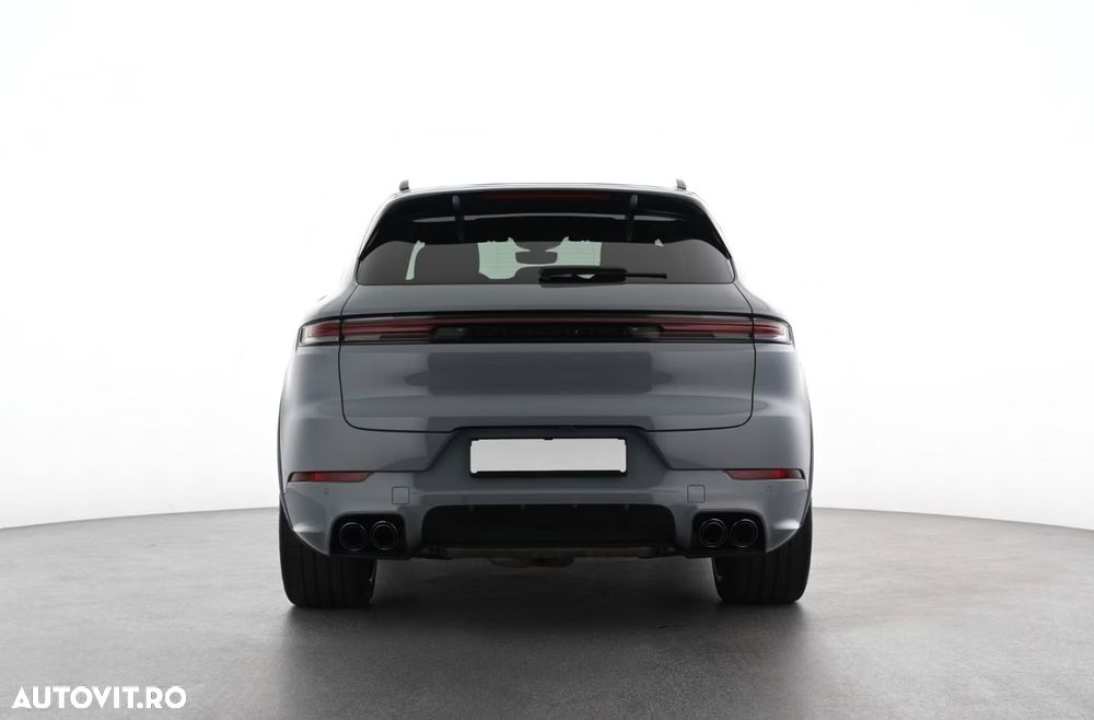 Porsche Cayenne Tiptronic S - 4