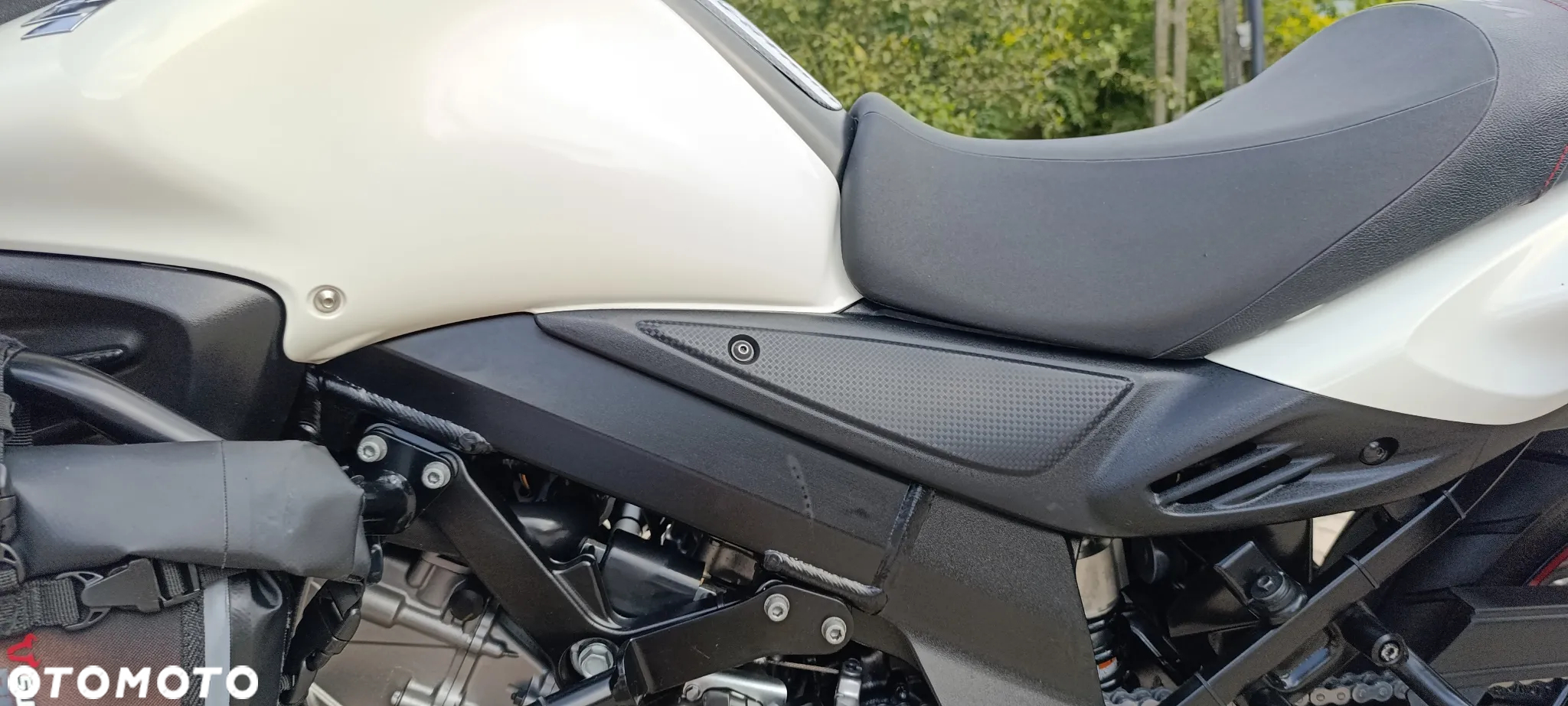 Suzuki V-STROM - 36