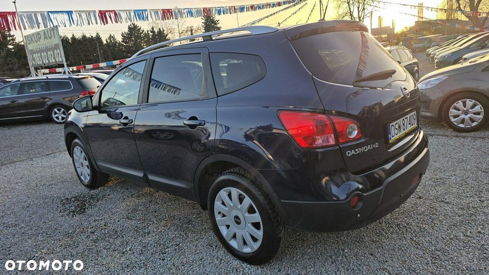 Nissan Qashqai+2 - 15