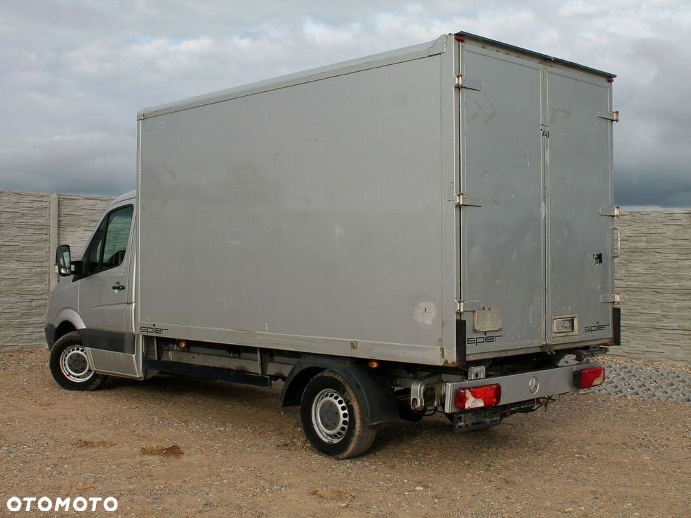 Mercedes-Benz Sprinter - 15