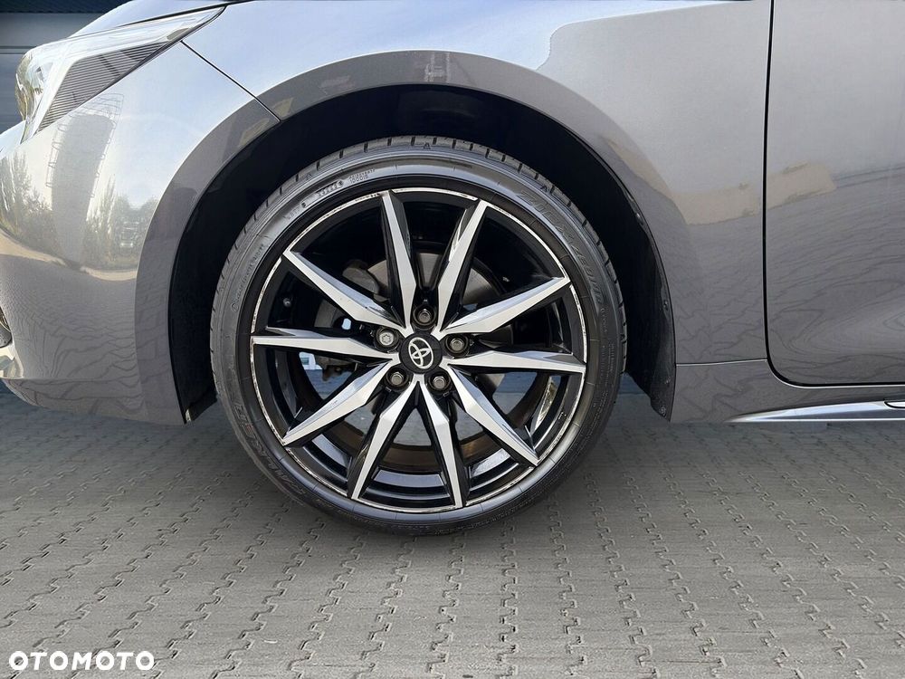 Toyota Corolla - 31