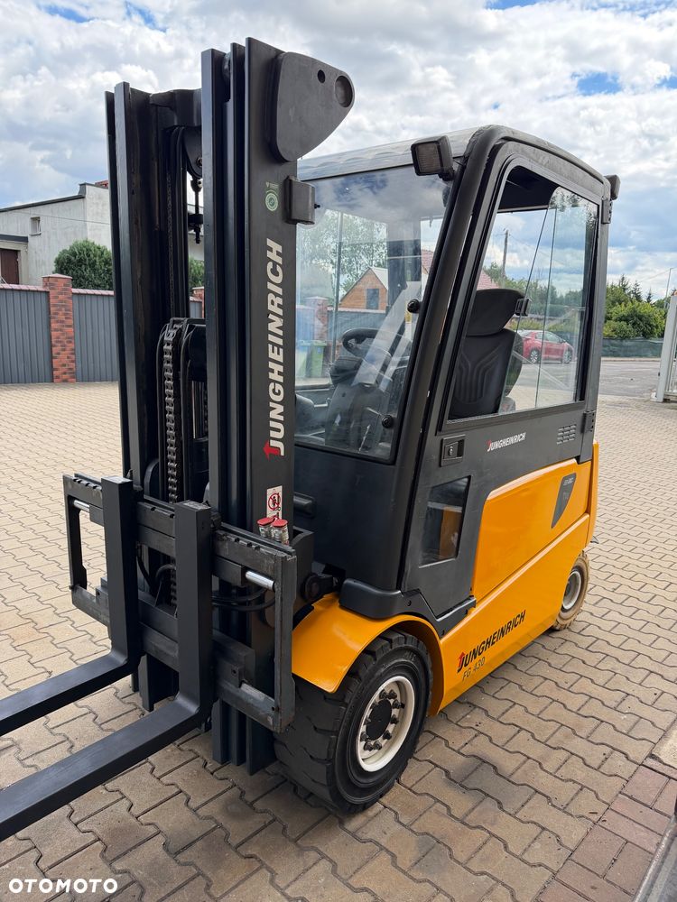 Jungheinrich EFG430 - 1