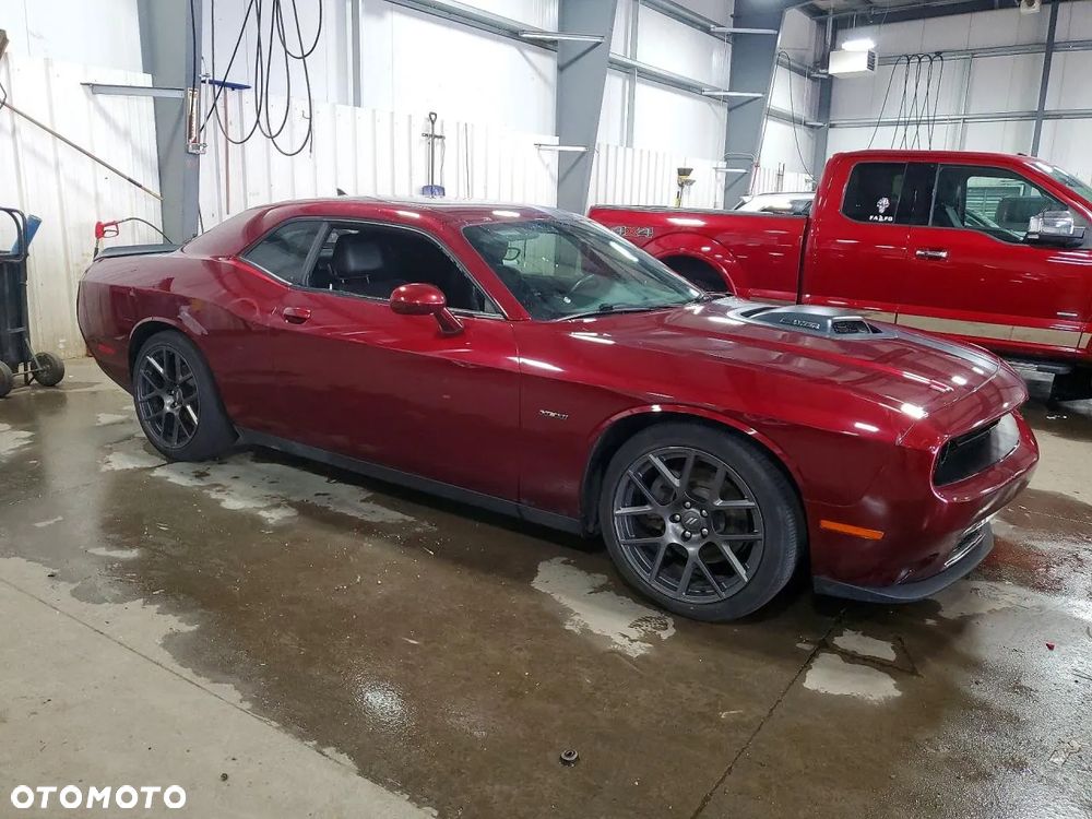 Dodge Challenger Automatik R/T Plus - 2