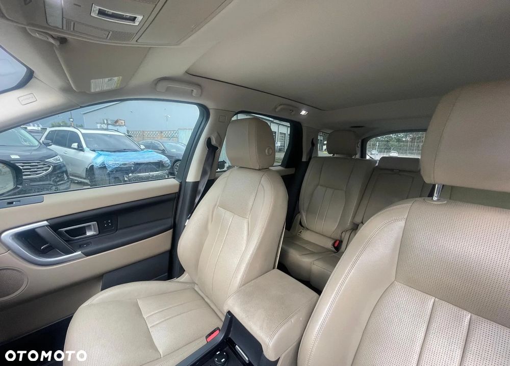 Land Rover Discovery Sport 2.0 Si4 HSE - 17