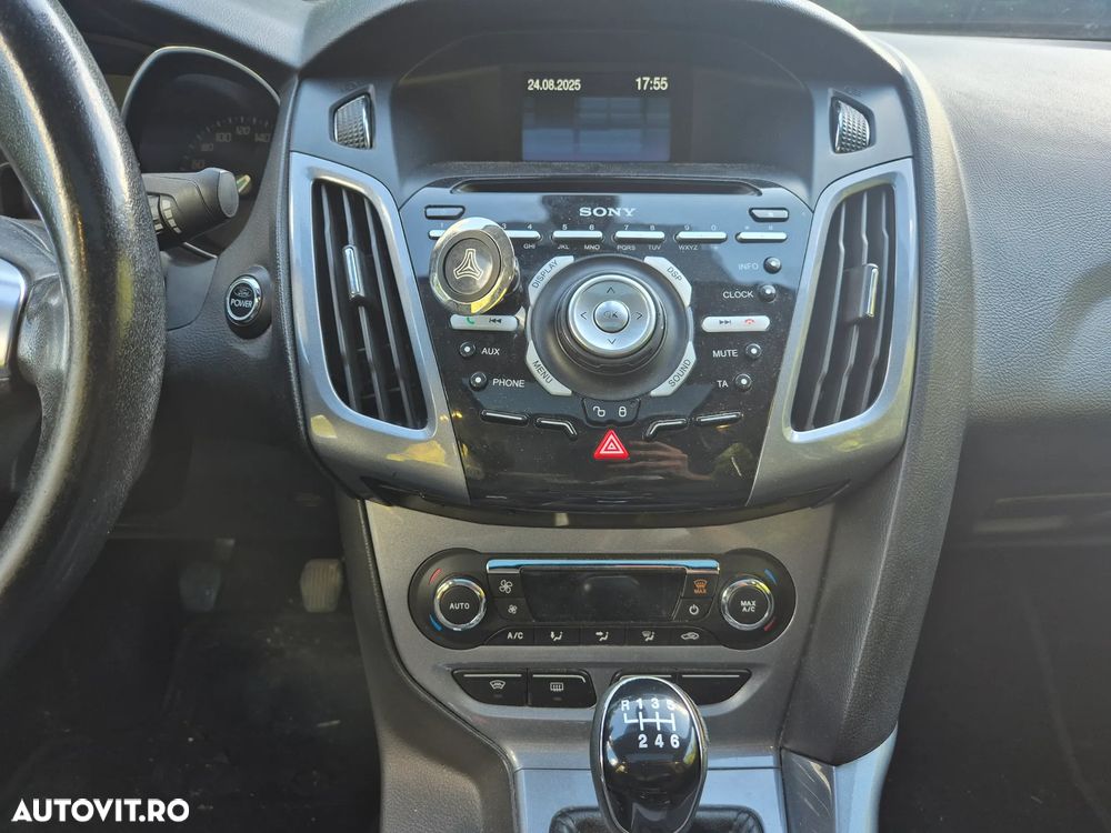 Ford Focus 1.6 Ecoboost Start Stop Titanium - 14