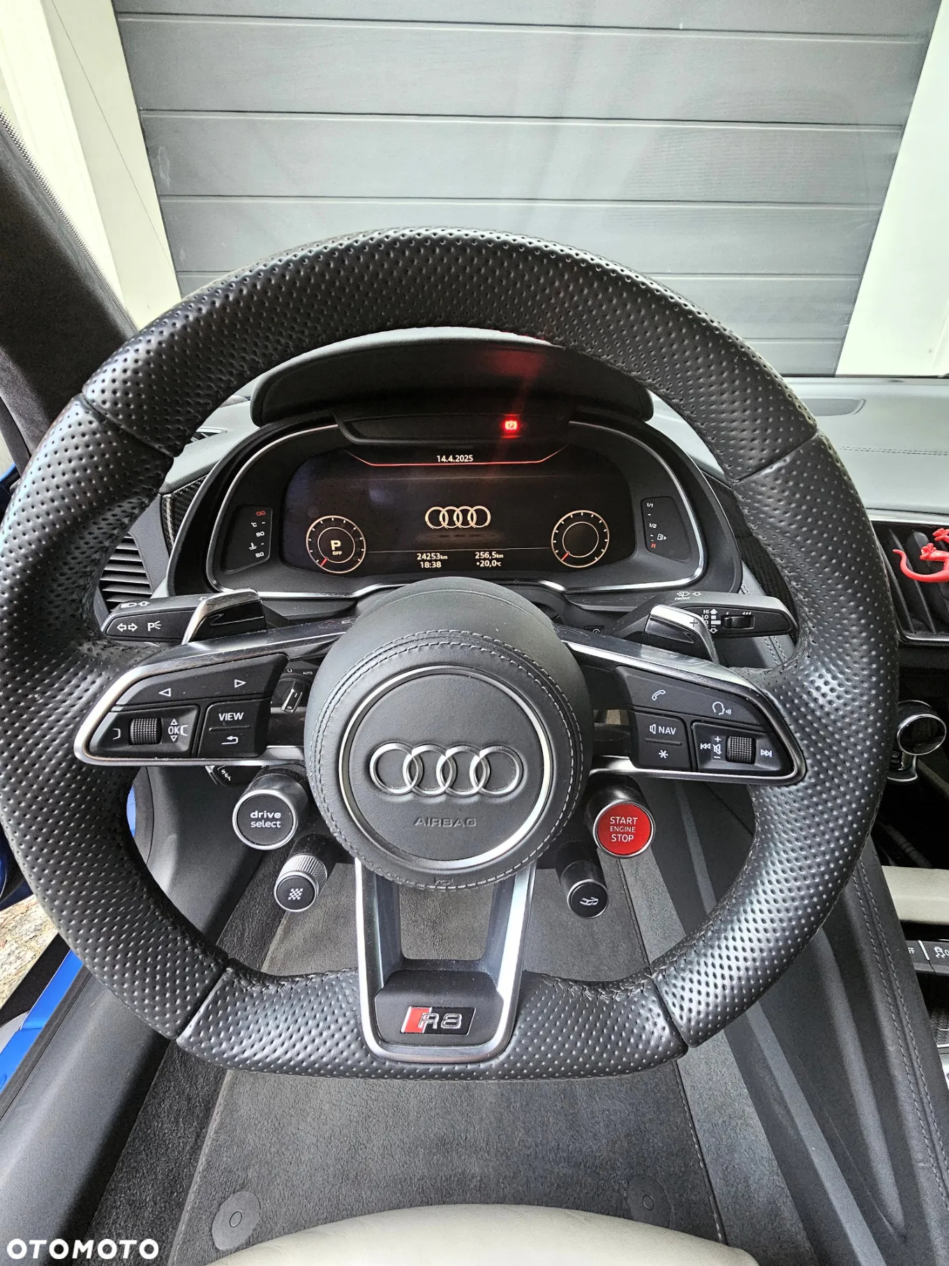 Audi R8 V10 5.2 FSI quattro S tronic - 9