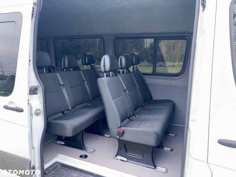 Mercedes-Benz Sprinter - 9